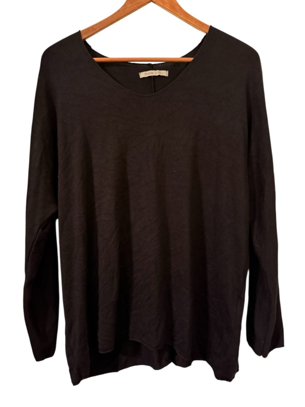 Women's Black Long-Sleeve Crewneck Top